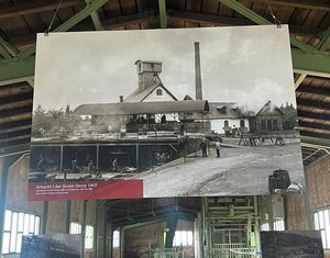 Hängeb. Galerie Alte Fotos Bergbauanlagen Im Narturpark Hängeb. Galerie Alte Fotos Bergbauanlagen Im Narturpark