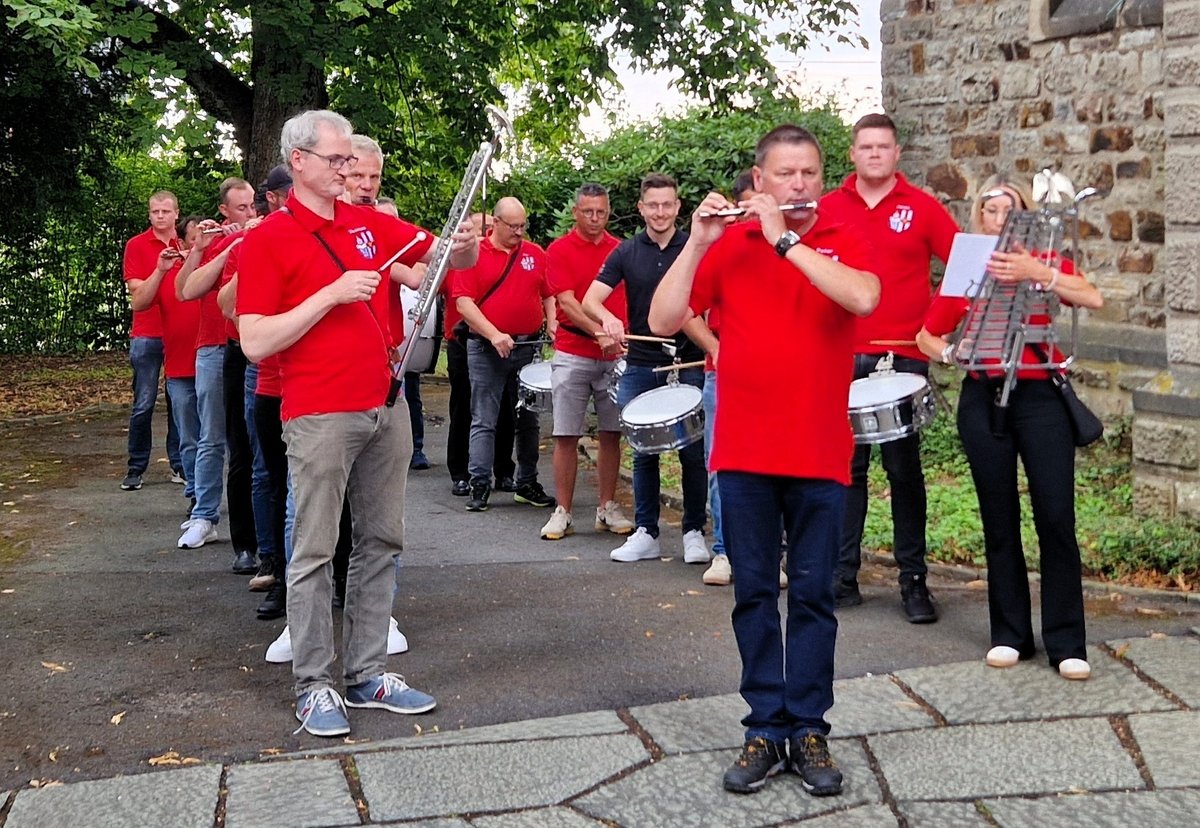 2026 05 12 Spielmmanszug Festzug Von Der Kirche Zum Bierbrunnen 