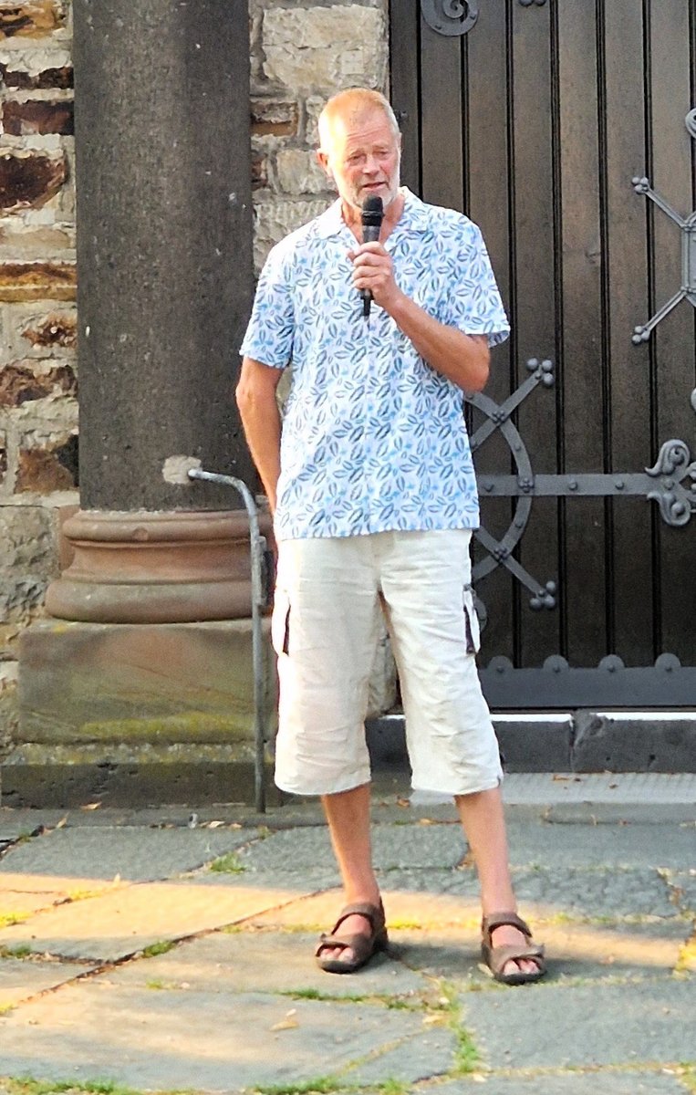 20260725 Achim Günther Hauptportal Kirche