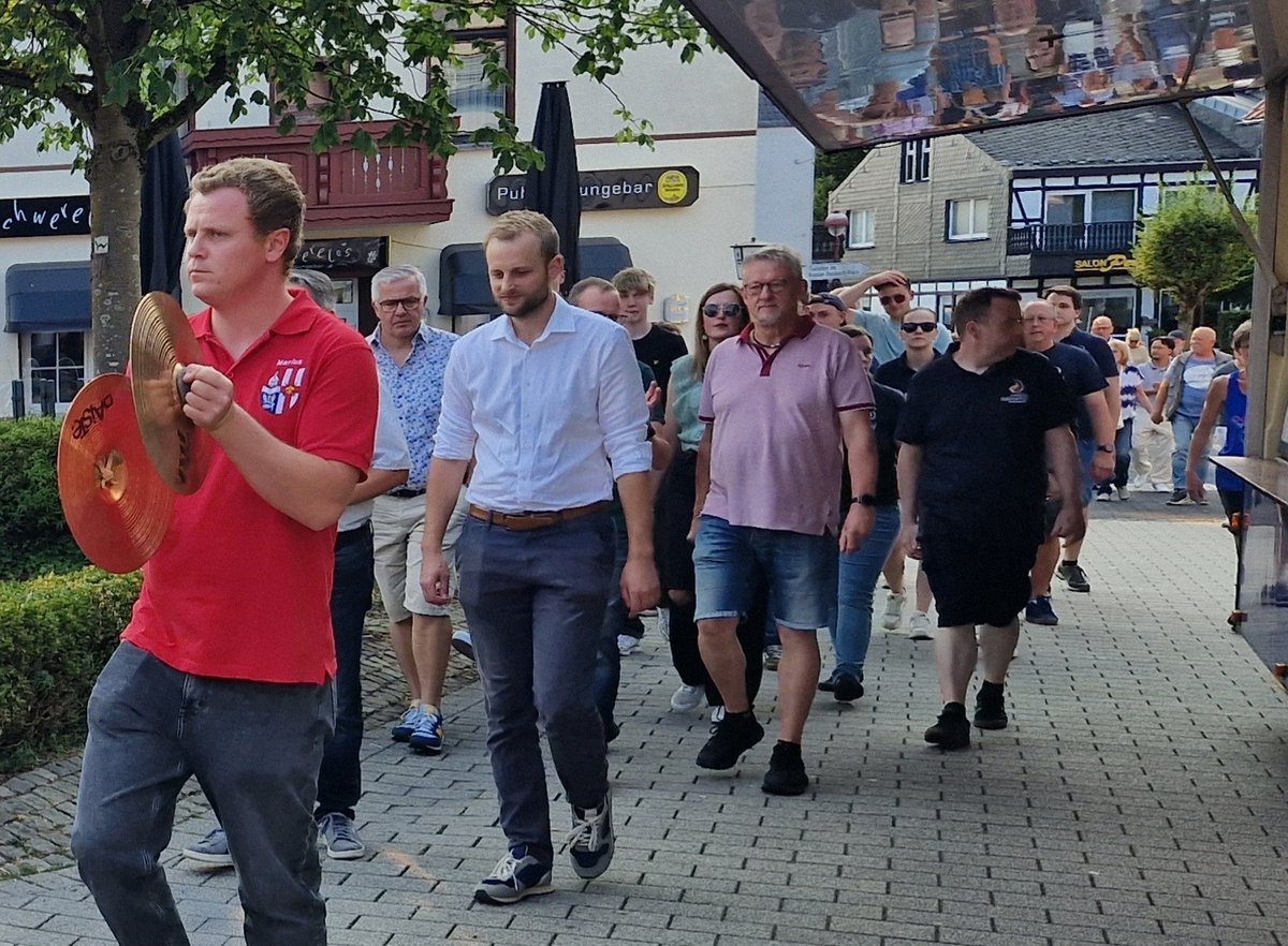 20260725 Festzug Unter Den Ehrengästen Dr. Matthias Reuber